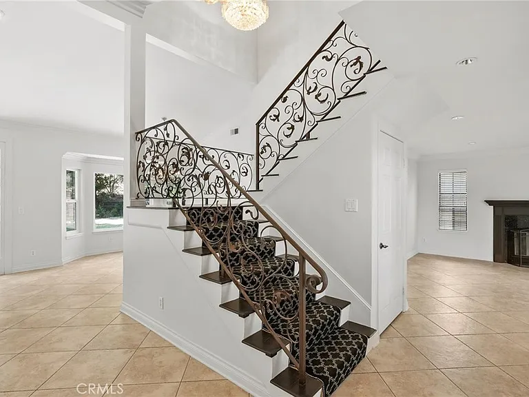 19715 Eagle Ridge Ln — Photo 6