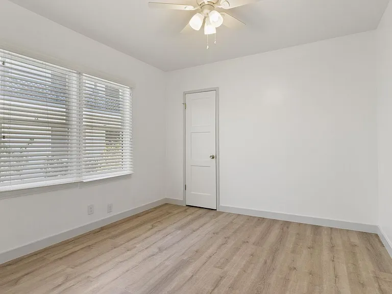 1014-1020 S. Inglewood Ave. Inglewood, CA 90301 — Photo 19