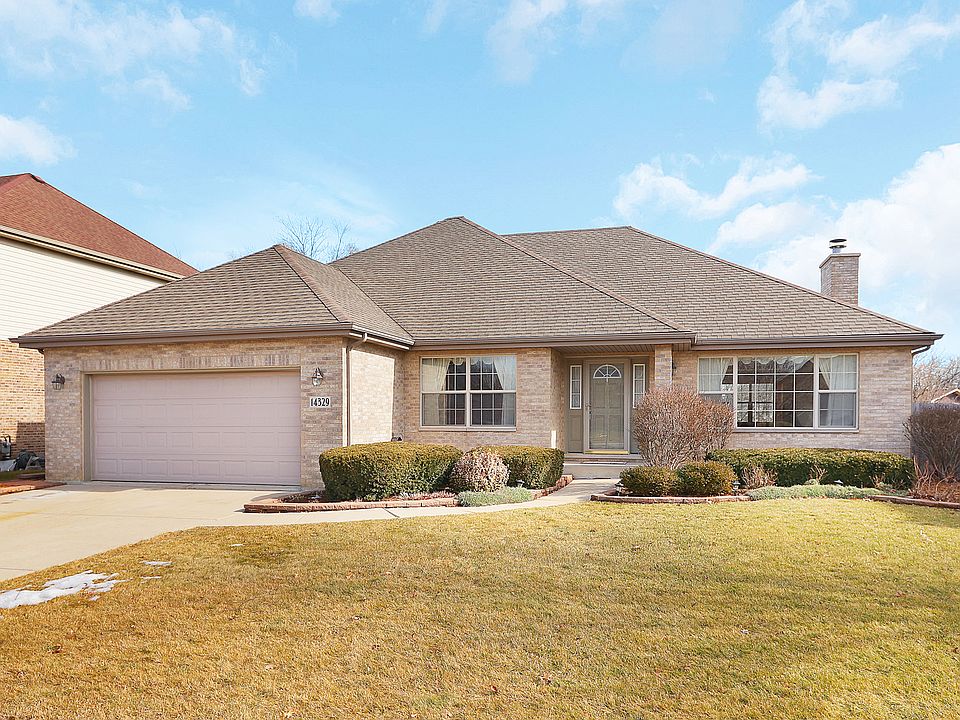 1st image of 14329 Surrey Ct