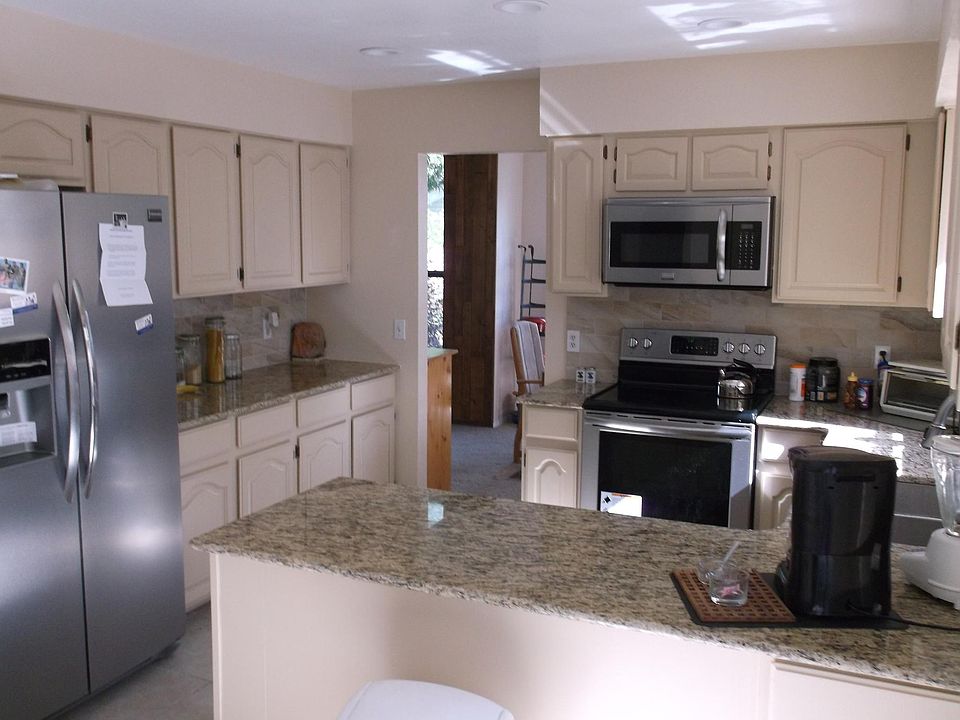 Kitchen area -Bright and Airy