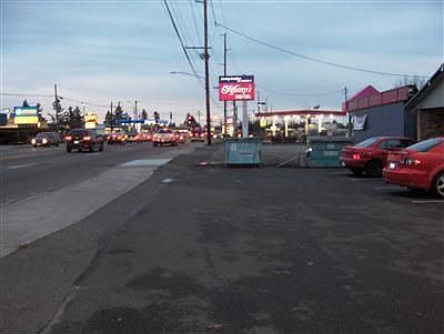 5th image of 10650 Bridgeport Way SW