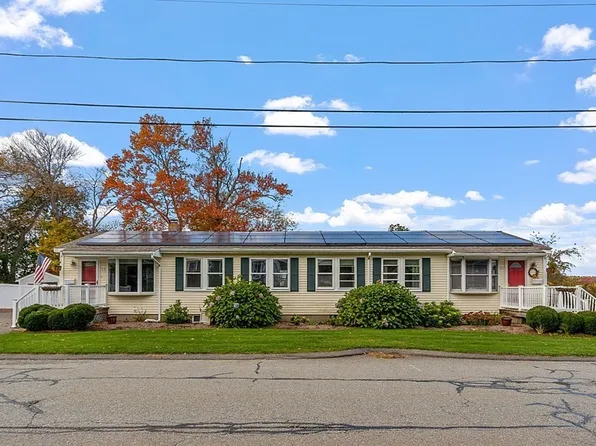 21-23 Willard St, Ayer, MA 01432