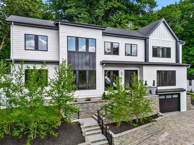 678 Dedham St, Newton, MA, 02459