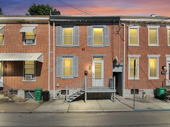 151 S East St, Carlisle, PA 17013