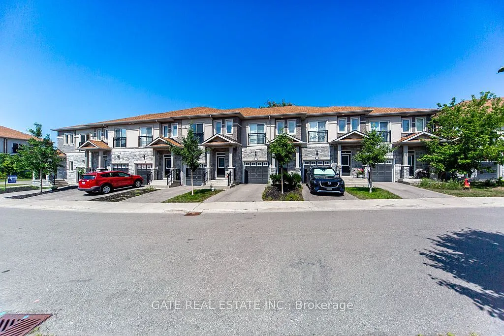 3 bed, $3,000 — Photo 4