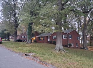 2457 Ardmore Mnr, Winston Salem, NC 27103