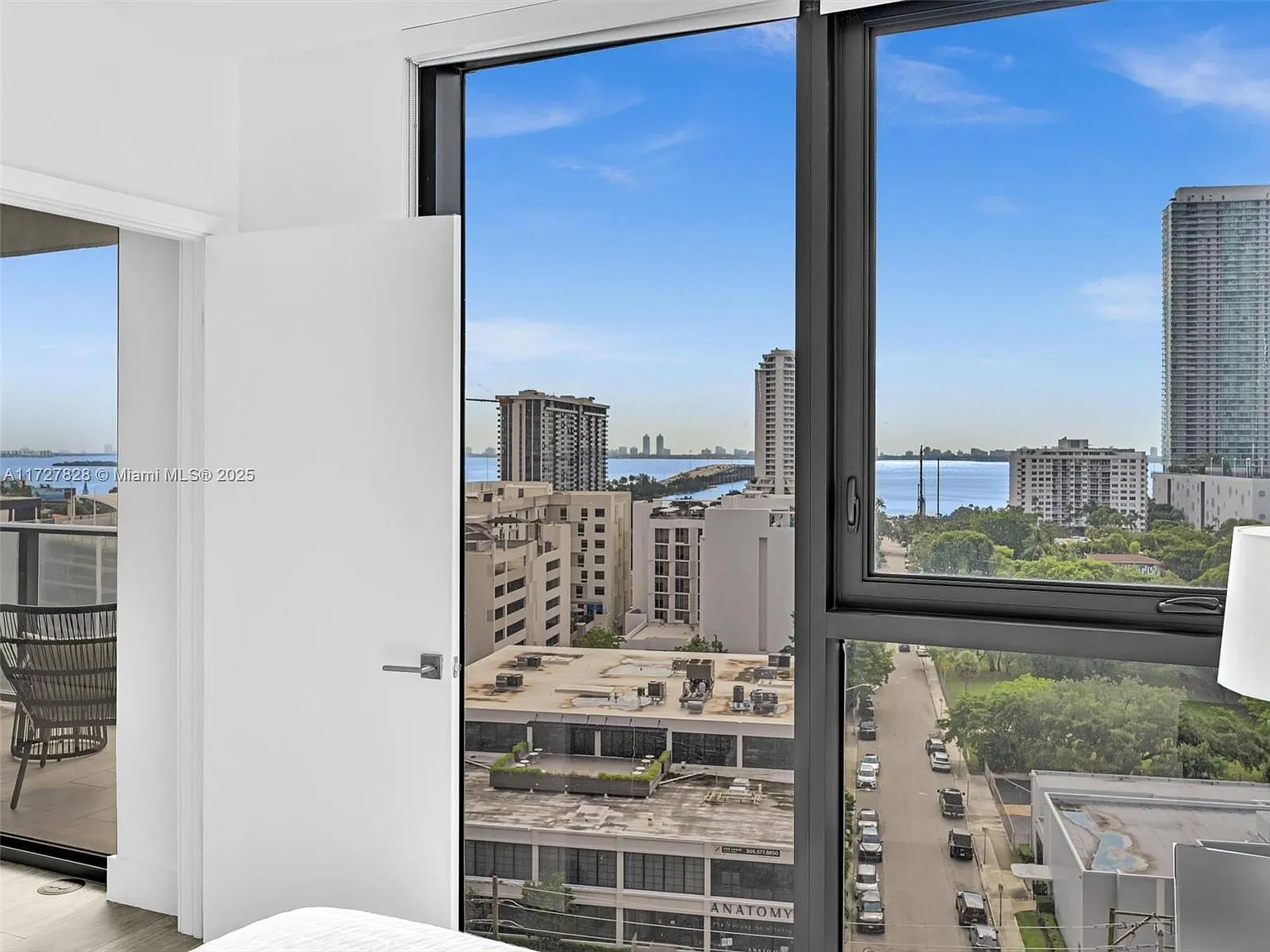 3401 Midtown Condo — Photo 4