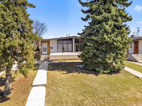 6029 105th St NW #6027, Edmonton, AB T6H 2N3