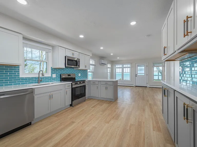 3844 Edgewater Blvd — Photo 7