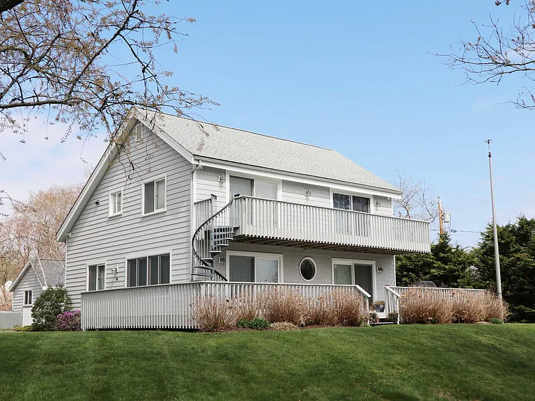56 Briggs Rd — Photo 18