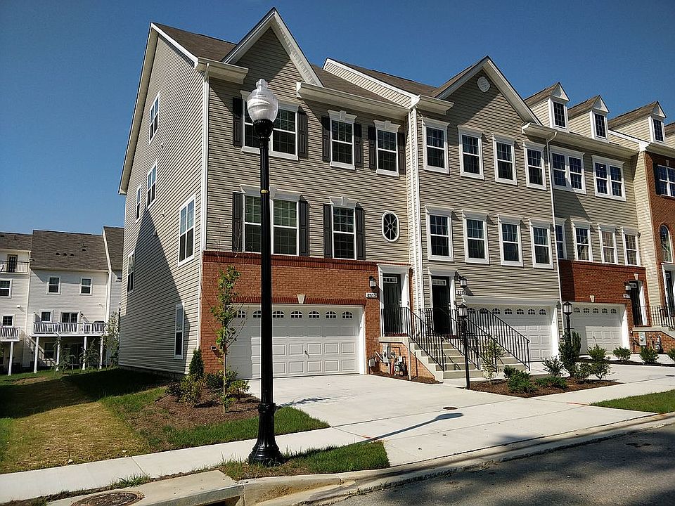 1st image of 2513 Hyacinth Ln