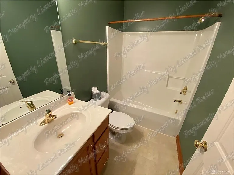 6353 Charlotte Ct — Photo 27