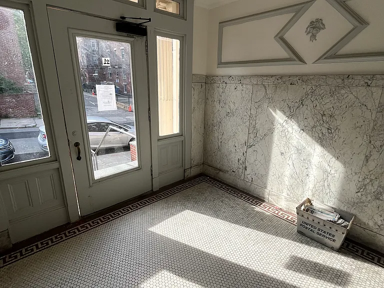 11 Scottfield Rd #5 — Photo 2