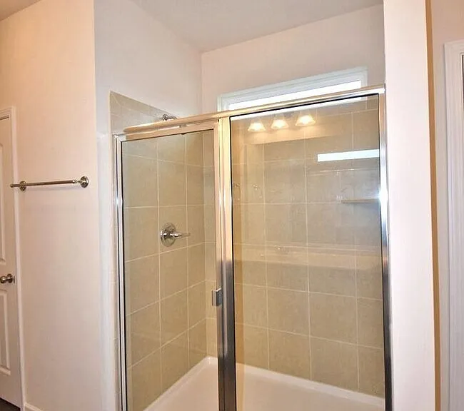 309 Petunia Dr — Photo 12