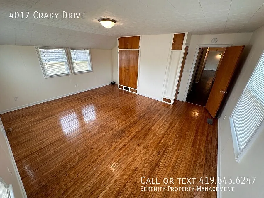 Building Photo - 4017 Crary Dr
