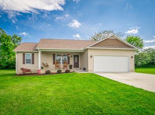 327 Valley Pointe Dr, Baxter, TN 38544