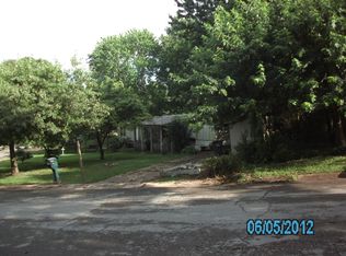 6 W Chelsea Cir, Laceys Spring, AL 35754