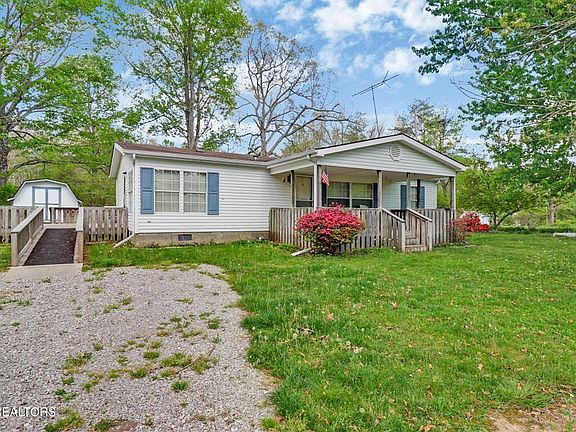 4th image of 1243 Franklin Loop