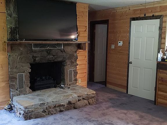 5th image of 153 Greenwood Rd