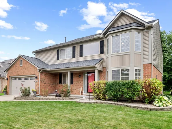 7467 Charrington Dr, Canton, MI 48187