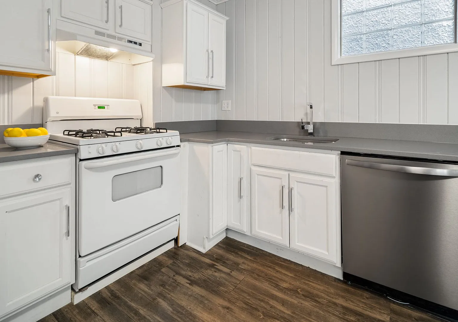1005-1007 N Aurora St, LLC — Photo 3