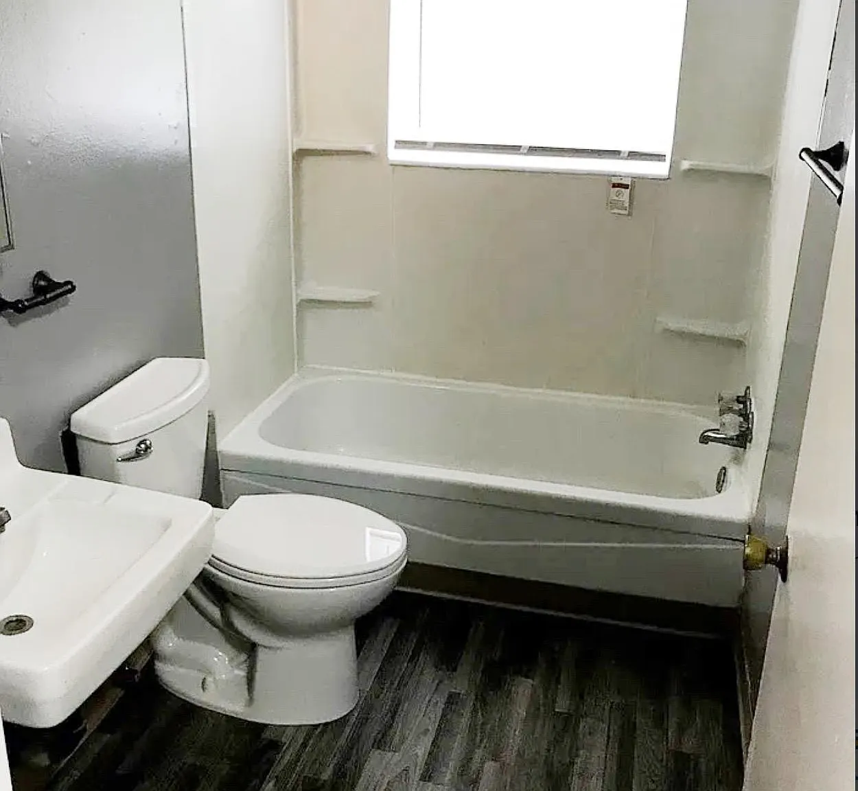 1 bed, 650 sqft, $975 — Photo 3
