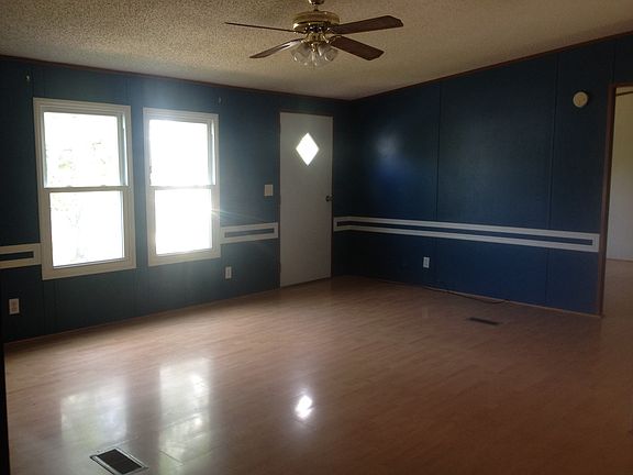 2nd image of 1900 E 15th St