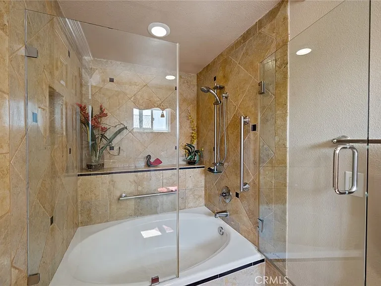13710 Bannon Dr — Photo 21