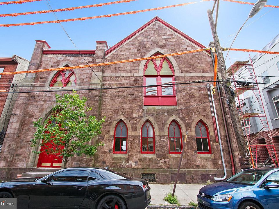 1st image of 1558 E Montgomery Ave #B-1