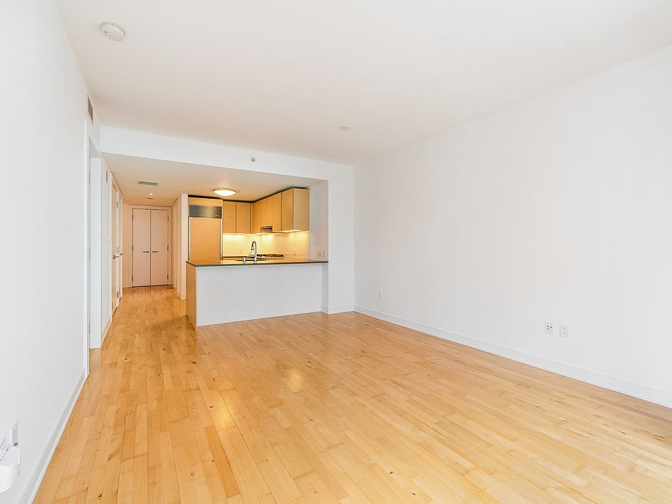 1st image of 301 Mission St APT 16B