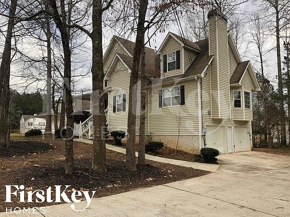 3rd image of 35 Riverbend Trl