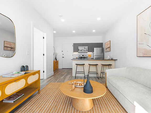 4th image of 197 Pine St #502