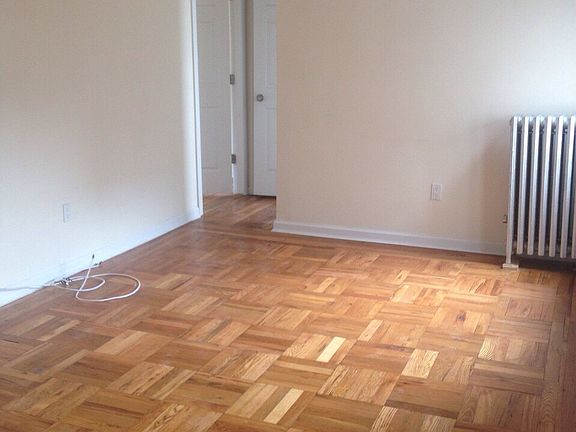 3rd image of 3184 30th St APT 2
