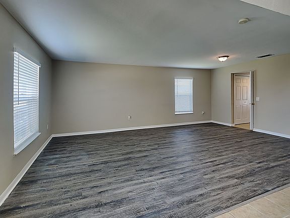 5th image of 529 Vista Way Ln