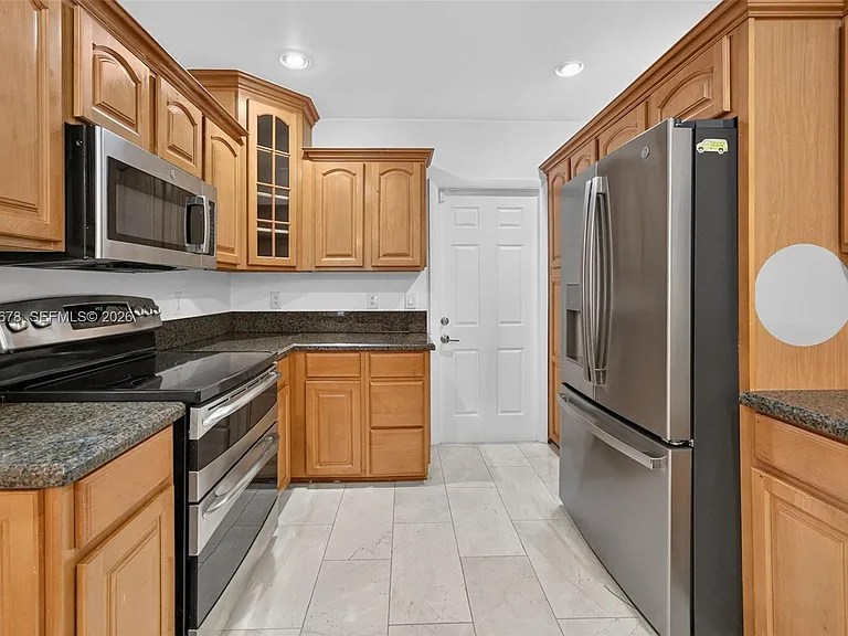 1237 Aduana Ave — Photo 9