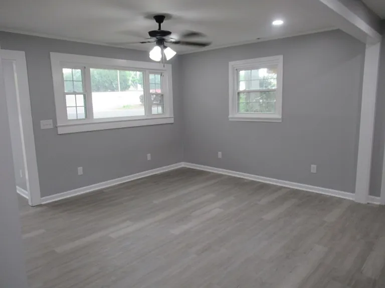 155 Watson St — Photo 12