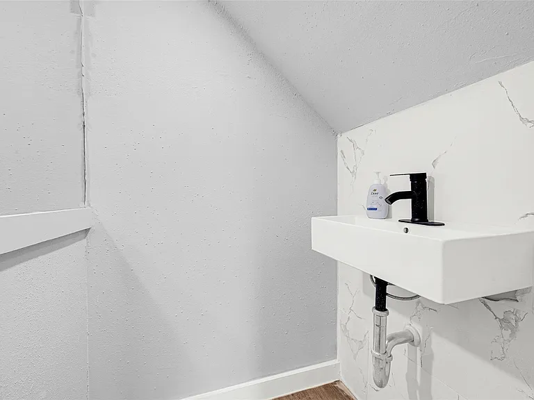 3415 Lapstone Dr — Photo 6