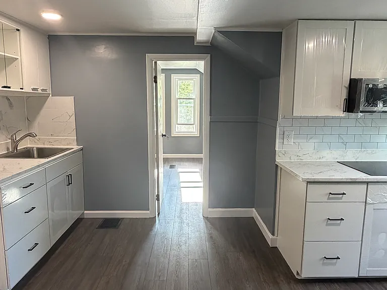 308 Ivyhurst Rd N #2 — Photo 5