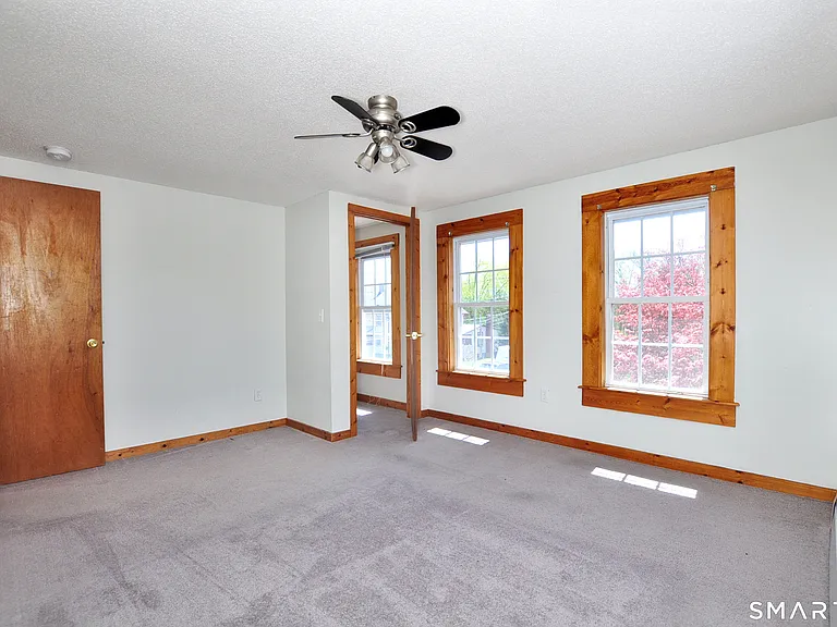 90 Niles Rd — Photo 29