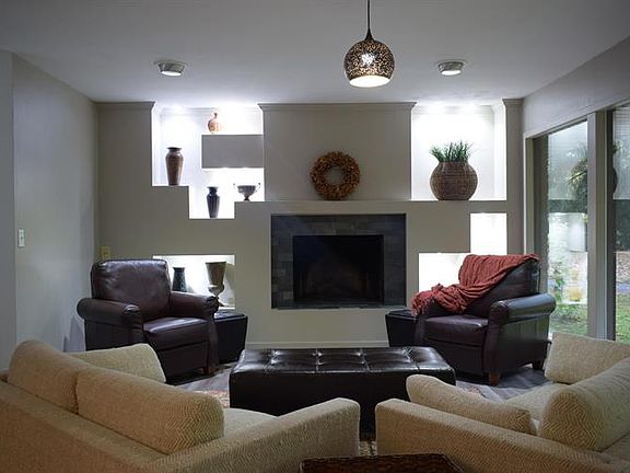 2nd image of 26205 Hillview Dr
