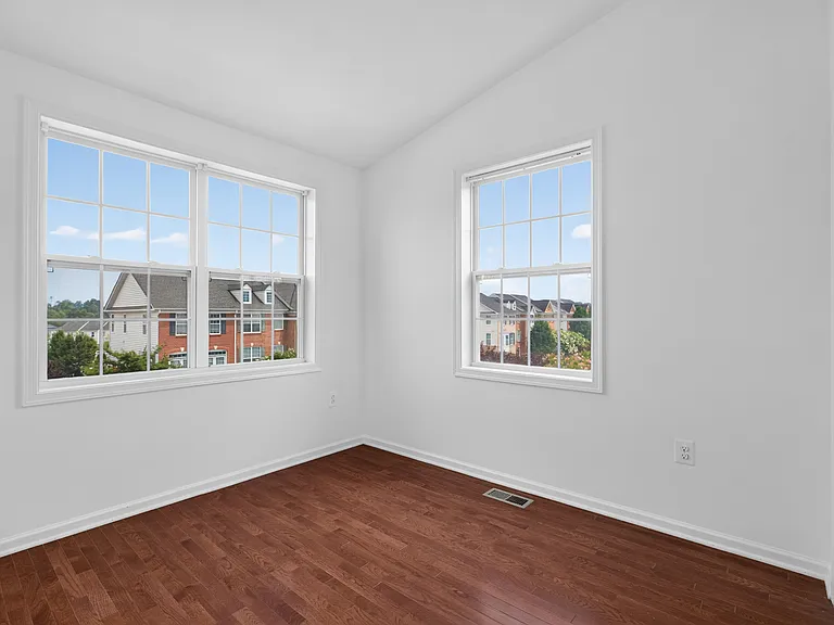 23149 Flora Mure Dr — Photo 20