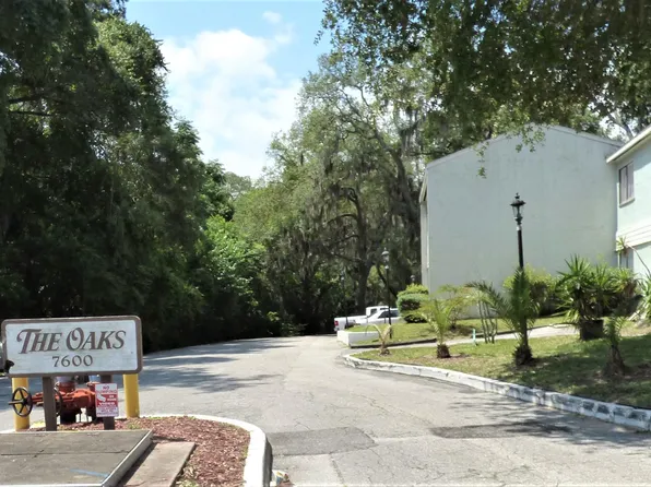 714 Oaks Plantation Dr #Q6-1, Jacksonville, FL 32211