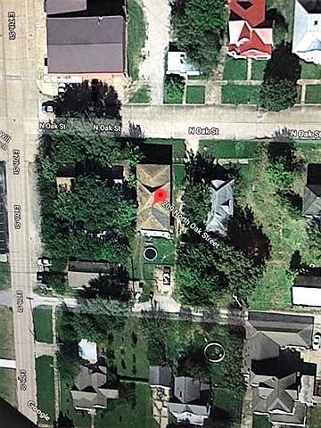 2nd image of 209 N Oak St