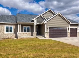 3536 NW 169th Cir, Clive, IA 50325