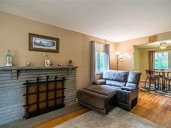 5th image of 9221 Babcock Blvd