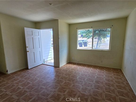 4th image of 9540 Saint George St