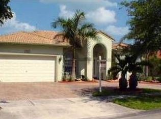 184 NW 152nd Ln, Pembroke Pines, FL 33028