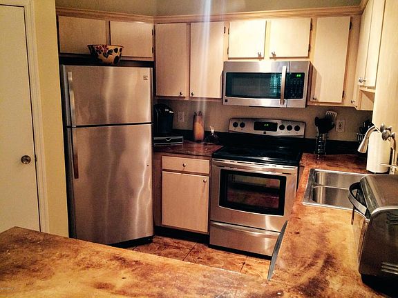 4th image of 1655 The Greens Way APT 3011