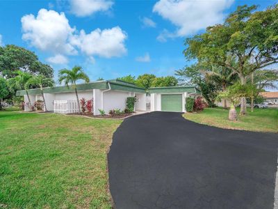5820 Australian Pine Dr, Tamarac, FL, 33319
