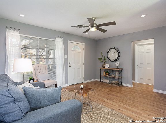 4th image of 5822 Goodyear Dr